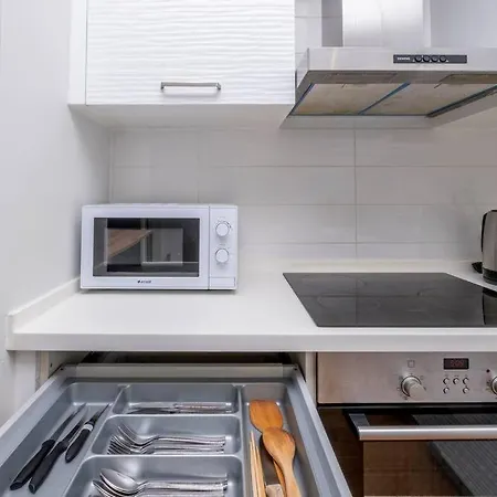 דירה 0043 - Luxurios, Comfort, Cozy And Economic.