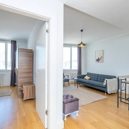 0043 - Luxurios, Comfort, Cozy And Economic. דירה *