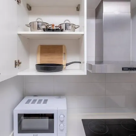 0043 - Luxurios, Comfort, Cozy And Economic. Apartment